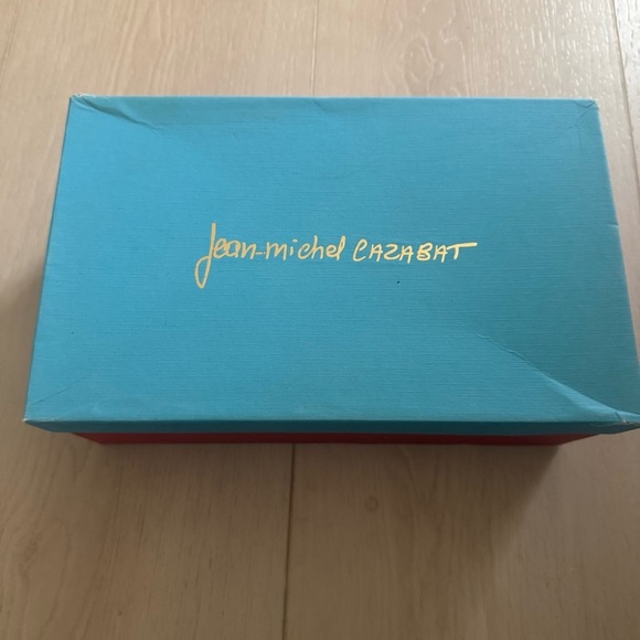 Jean-Michel Cazabat Babette suede kitten block heel in fuchsia - Picture 4 of 9